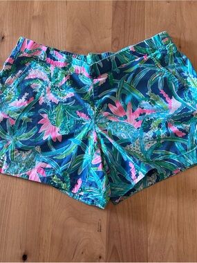 Lilly Pulitzer Callahan Lightweight Tropical Print Women's Shorts Size 10